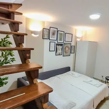 Come A Casa By Dimorra * Naples