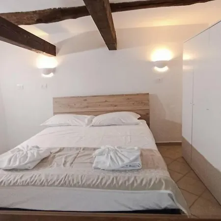 Come A Casa By Dimorra Naples